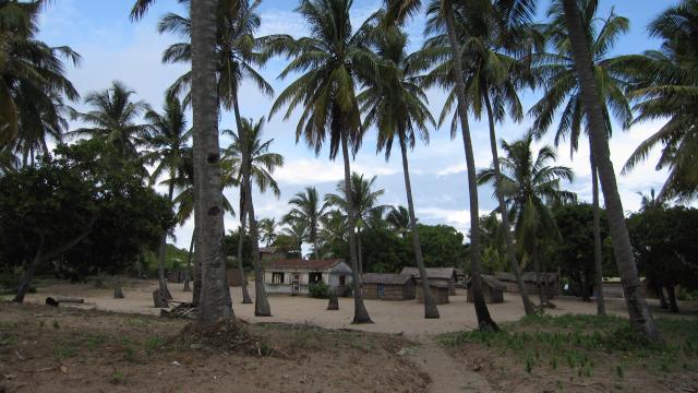 Typická vesnice cestou do Tofo.